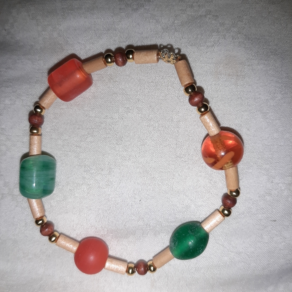 Stretchy bracelet